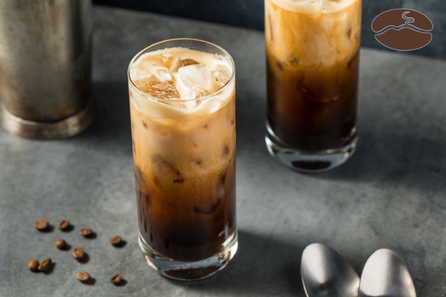 Preparazione caffe shakerato